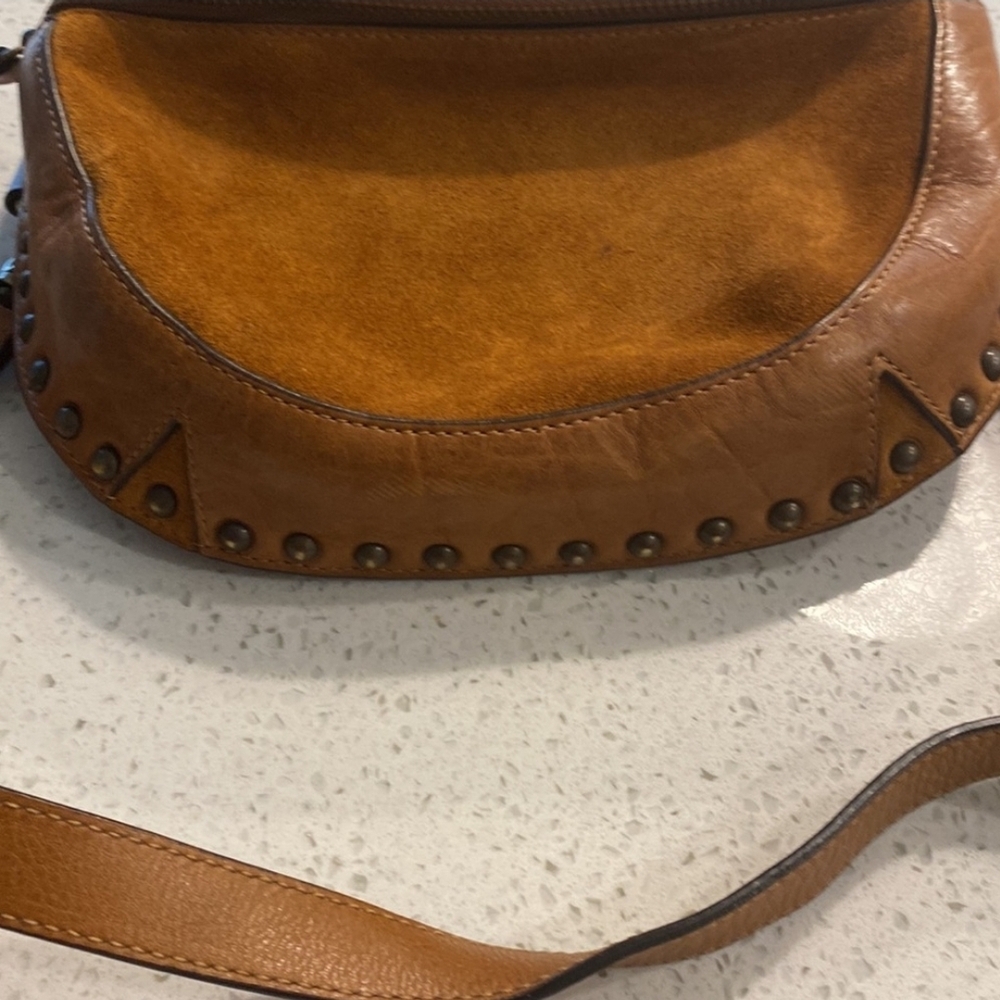 🌻 Sundance leather and suede belt or around the body bag, purse made in Italy. - Picture 3 of 15